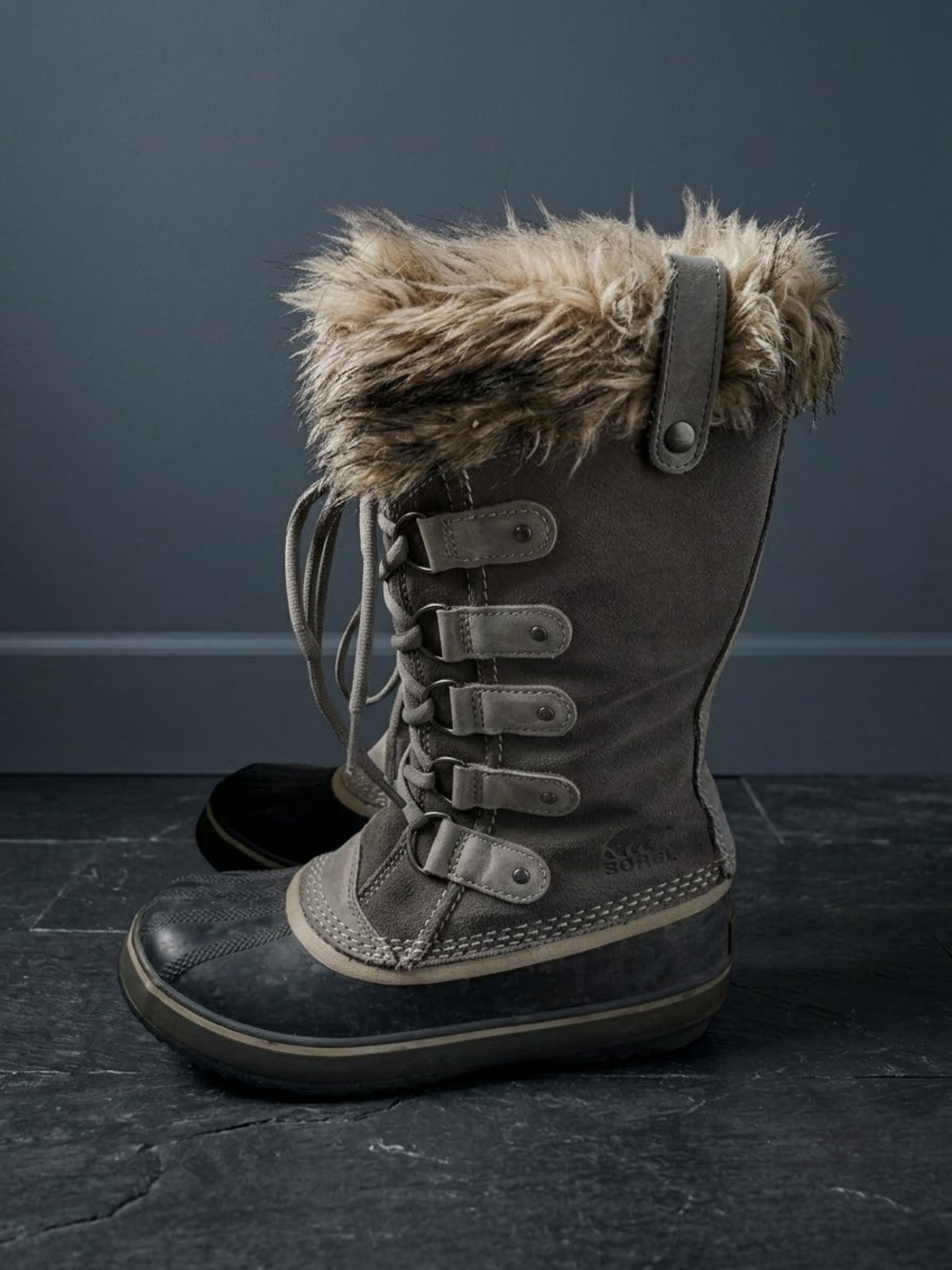 SOREL Women's Joan of Arctic Waterproof Winter Boots – Grey Shale, Size 7.5